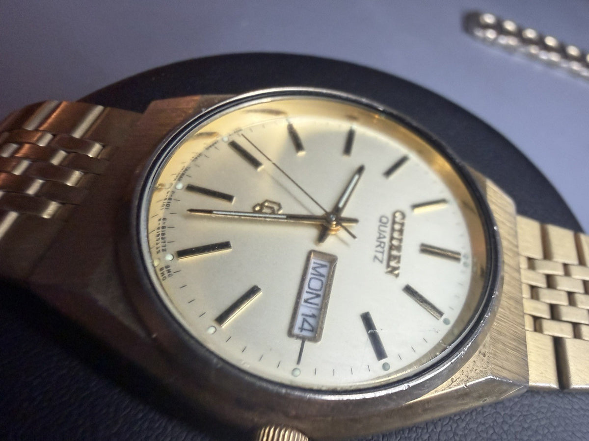 Vintage Citizen CQ Men’s Gold Tone Stainless Steel Day Date Presidential Watch
