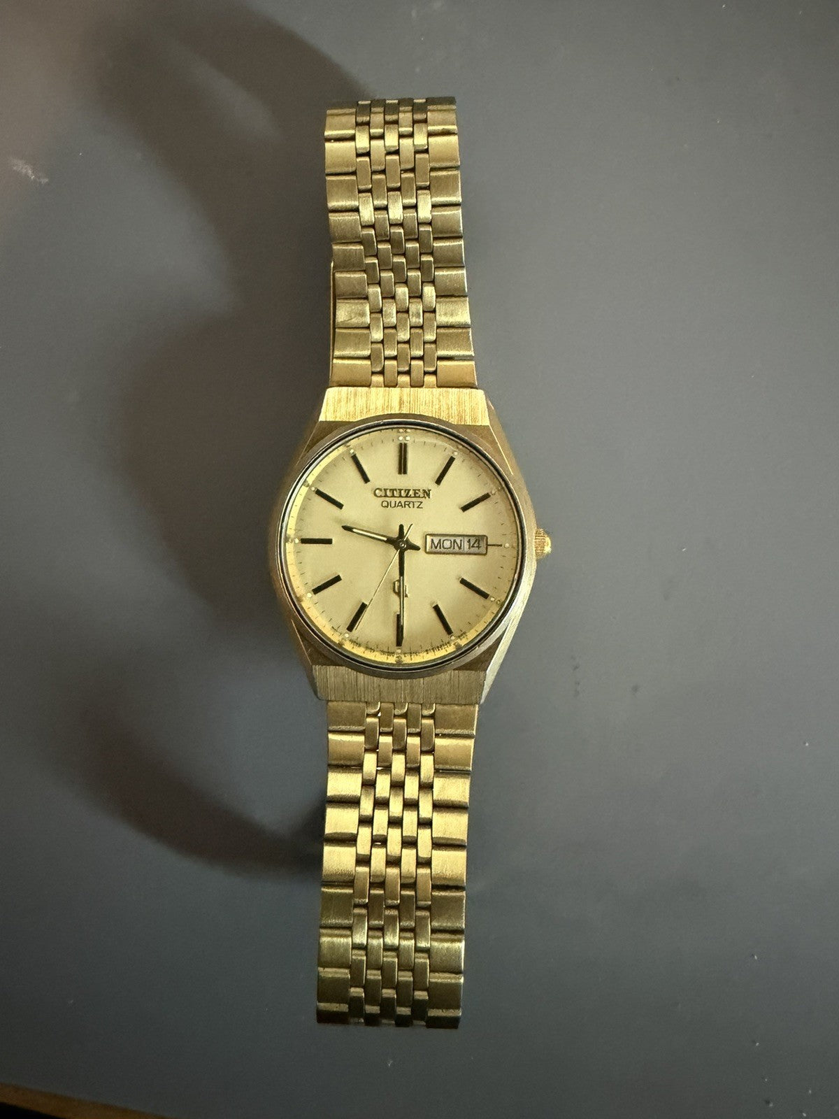 Vintage Citizen CQ Men’s Gold Tone Stainless Steel Day Date Presidential Watch
